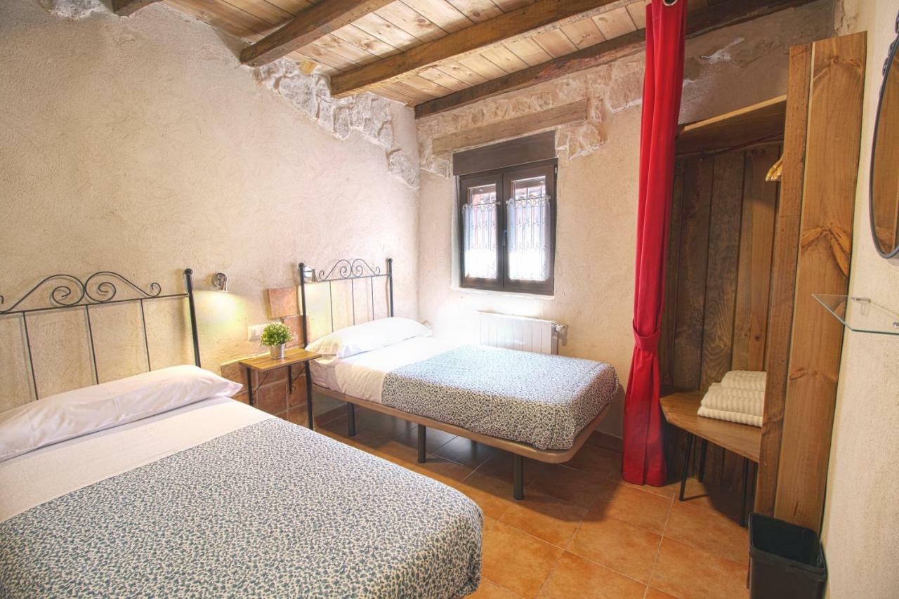Casas La Muralla De Bodegas Marcos Penafiel