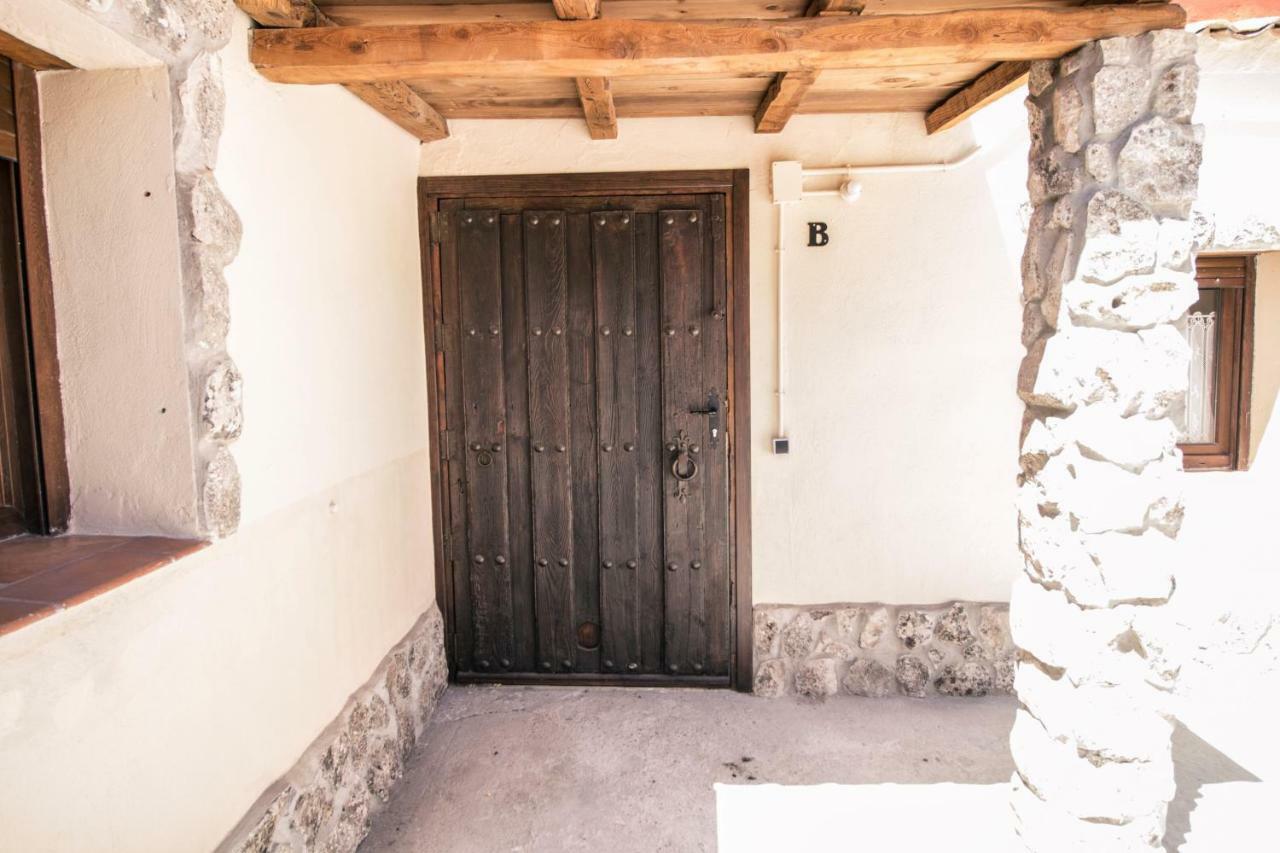 Casas La Muralla De Bodegas Marcos Holiday home Penafiel