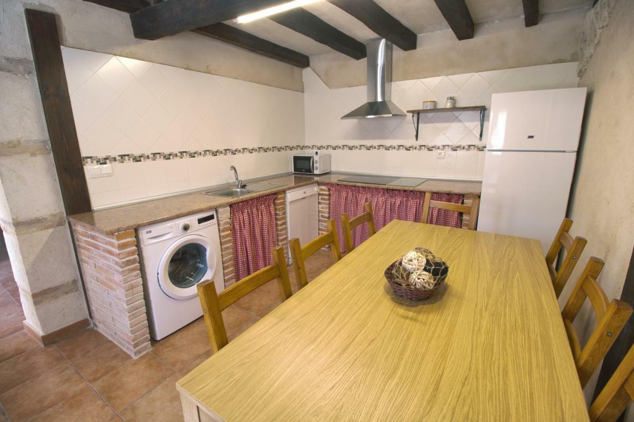 Casas La Muralla De Bodegas Marcos * Penafiel