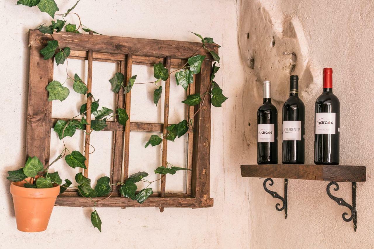 Casas La Muralla De Bodegas Marcos Holiday home Penafiel